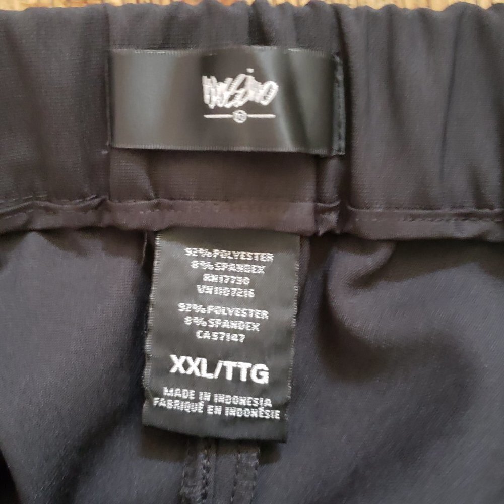 Mossimo Short - Picture 6 of 6